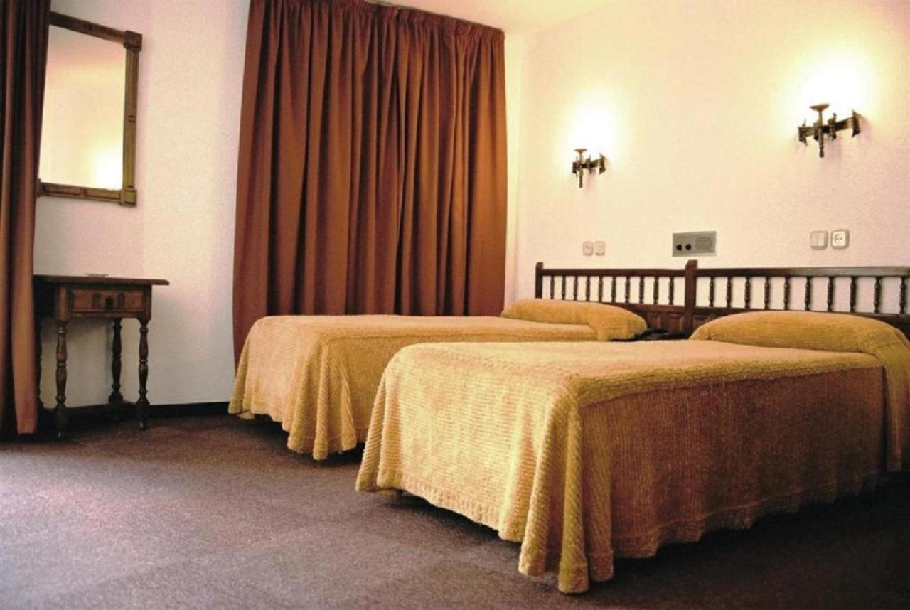 Hotel Folch 생쥴리아데로리아 외부 사진