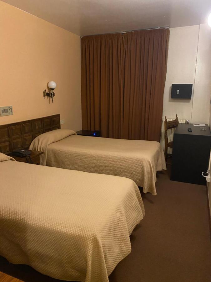 Hotel Folch 생쥴리아데로리아 외부 사진