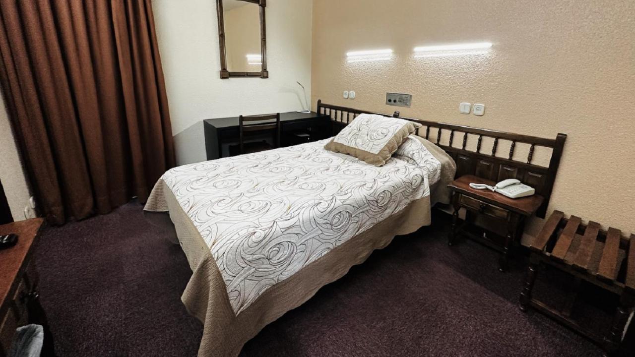 Hotel Folch 생쥴리아데로리아 외부 사진