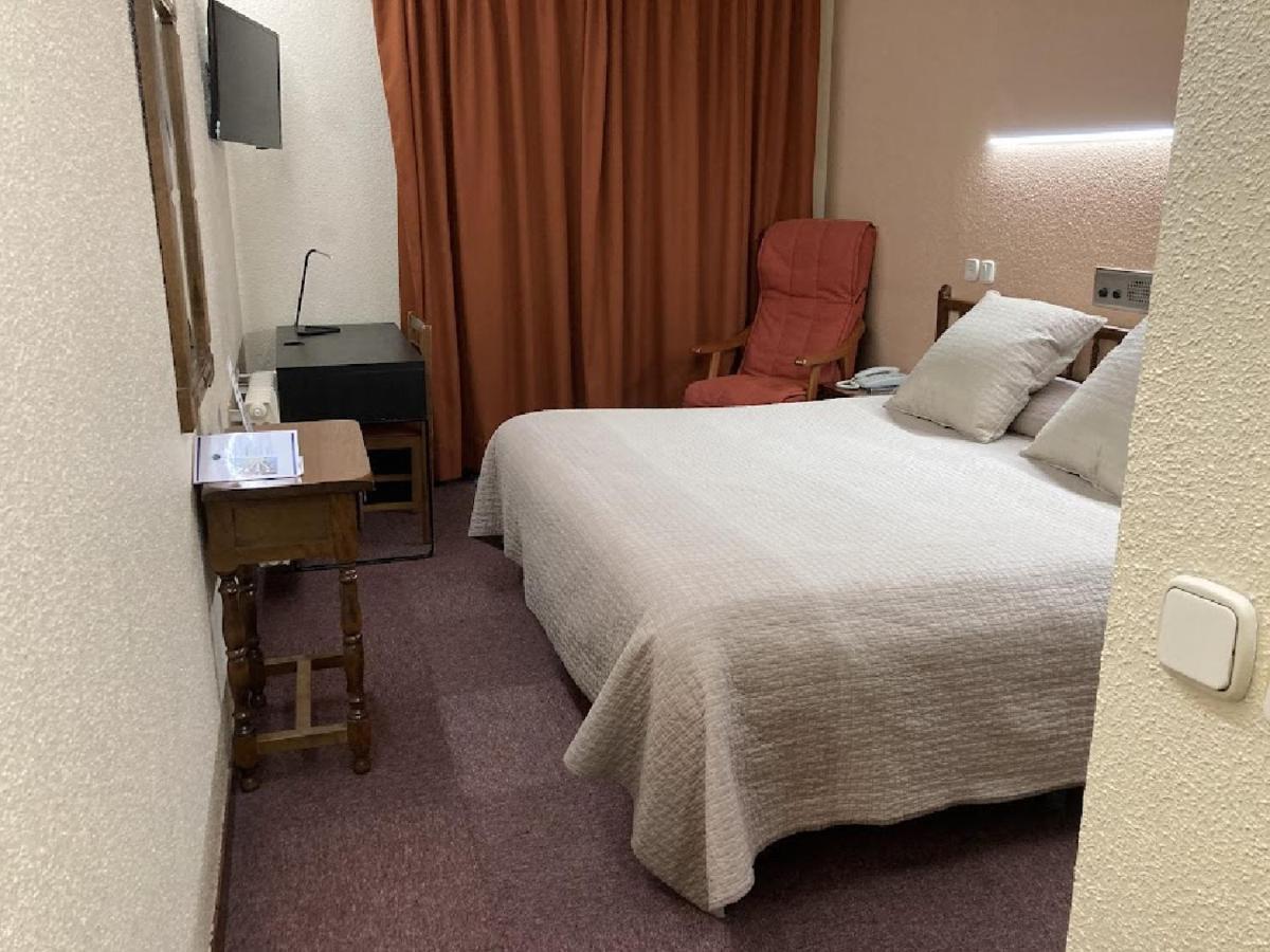 Hotel Folch 생쥴리아데로리아 외부 사진