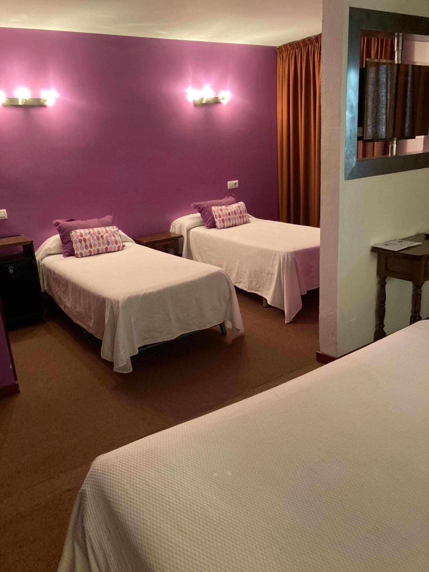 Hotel Folch 생쥴리아데로리아 객실 사진