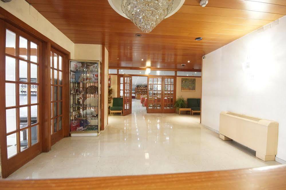 Hotel Folch 생쥴리아데로리아 외부 사진