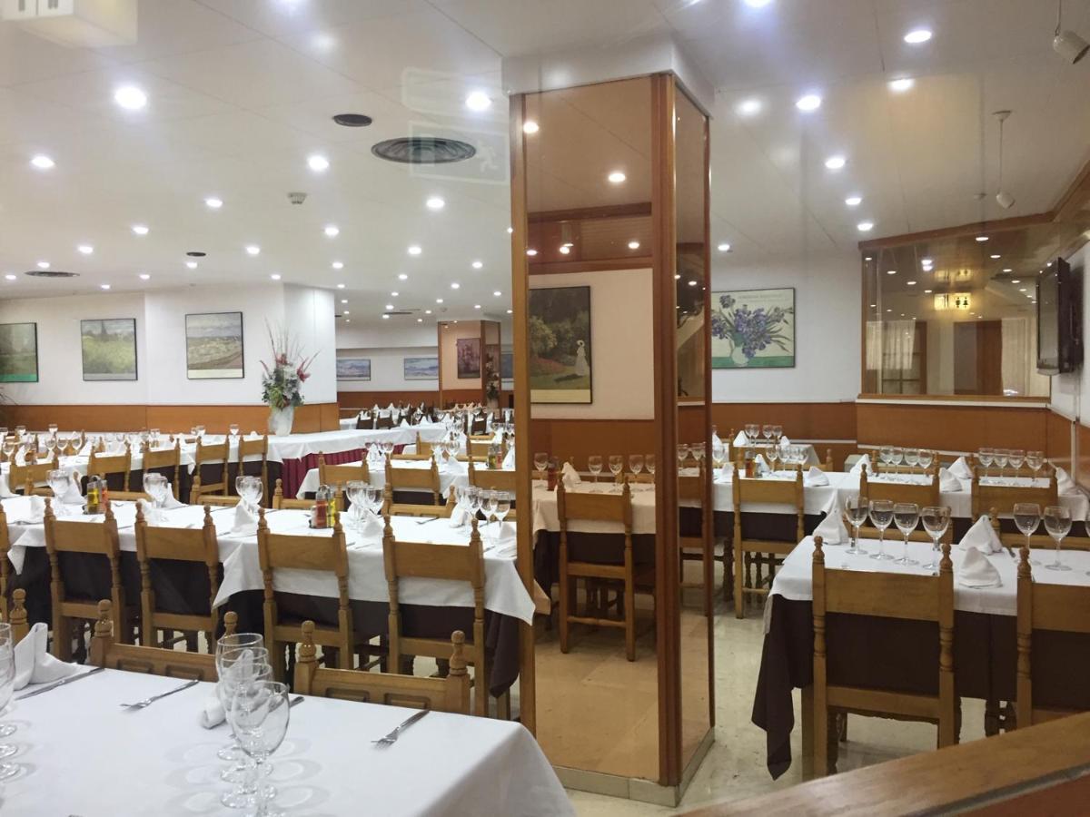 Hotel Folch 생쥴리아데로리아 외부 사진